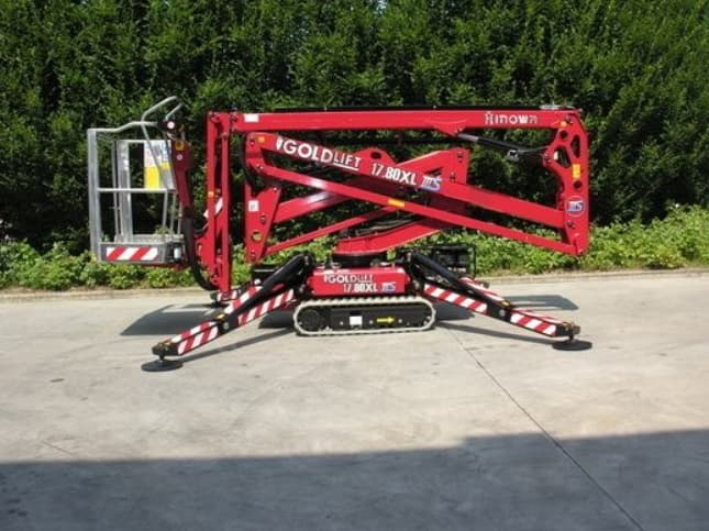 Hebebühne / Raupenarbeitsbühne Hinowa 17.80 XL